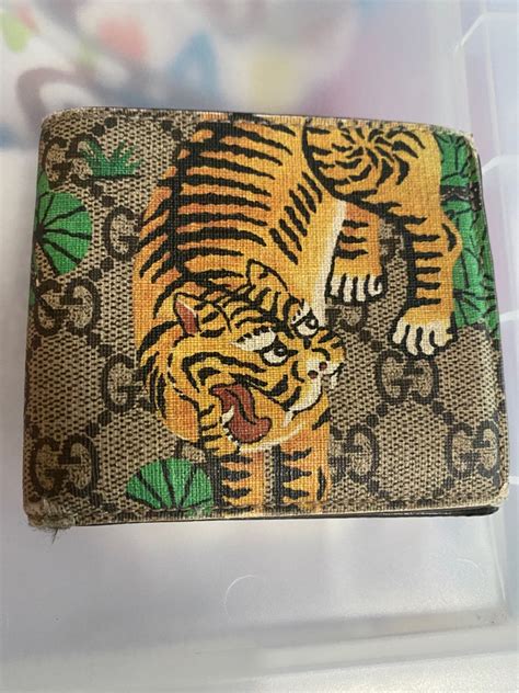 givenchy tiger wallet